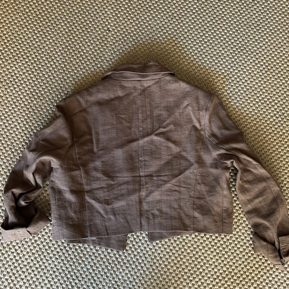 Society Cropped Linen Jacket - Picture 4 of 4